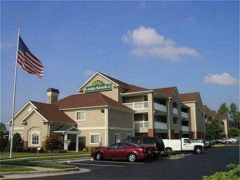 Intown Suites Extended Stay Raleigh Nc- Capital Blvd Eksteriør billede